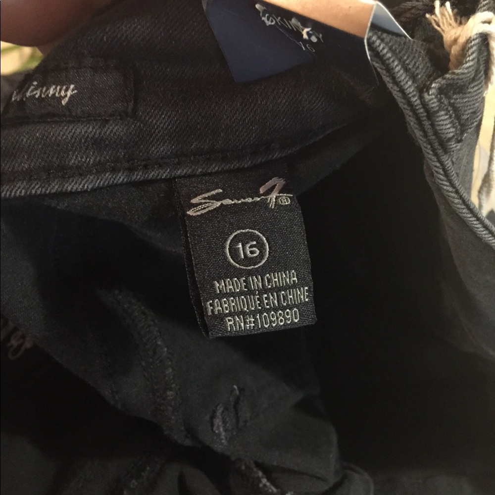 Brand New Seven7 Jeans Size 16 - Picture 5 of 5